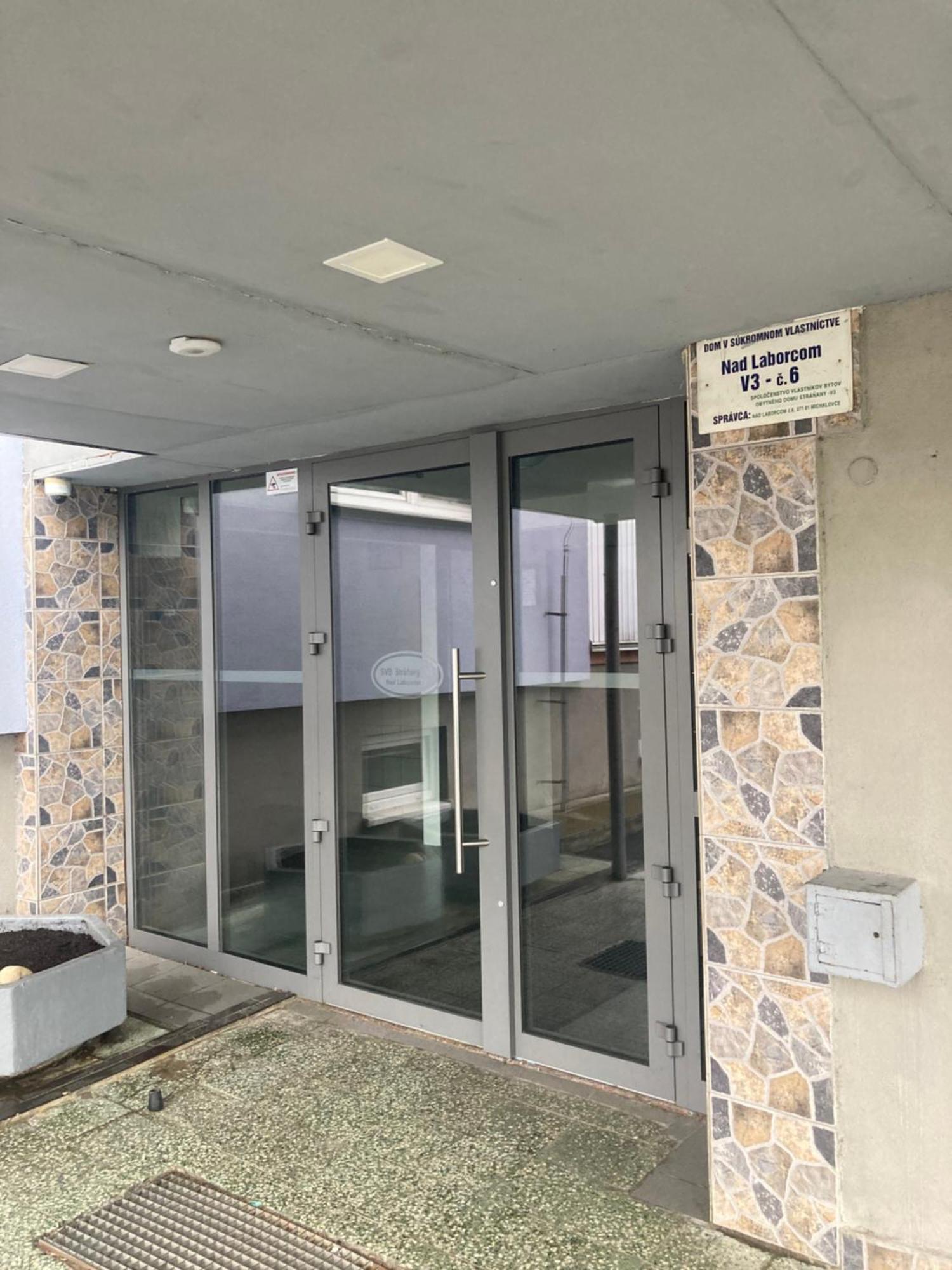 מיכלובצ'ה Apartman Nedaleko Centra Mesta מראה חיצוני תמונה